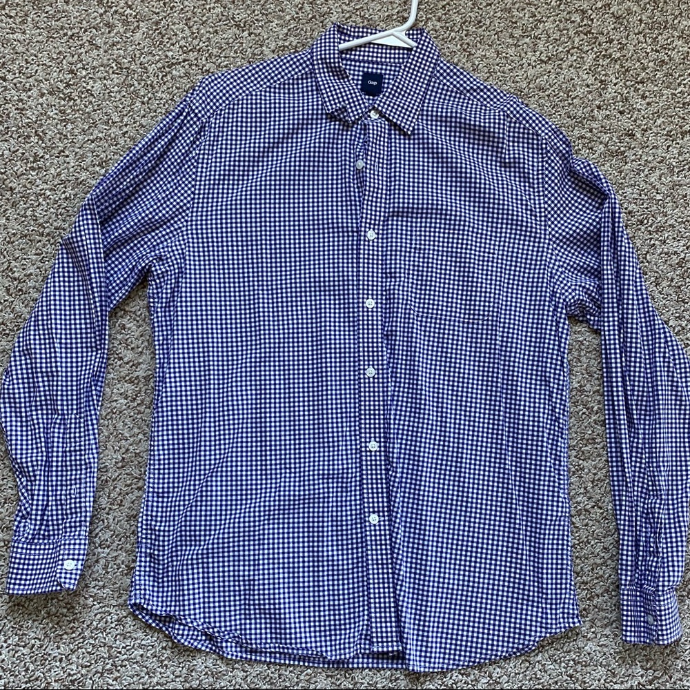 Men’s Gap button down